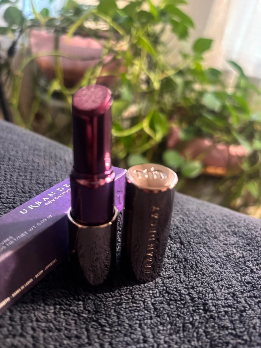 Urban Decay Revolution Lipstick In Venom 0.09 OZ